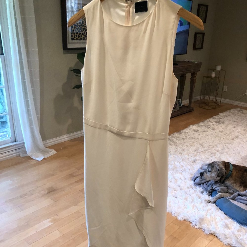PURE NAVY NWOT Classy Cocktail Dress w/ Ruffle - Size 0